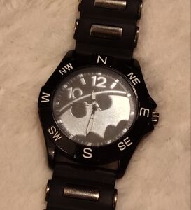 Like-New Men's DC Comics Batman Watch